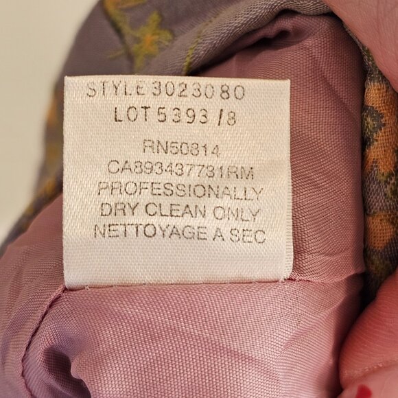 Tahari Vintage Light Purple Pant Suit with Green and Orange Flowers Sz 6 - Picture 13 of 16